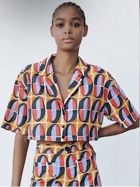 Zara Cropped Printed Blouse